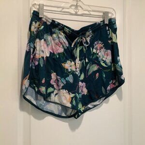 Soma Cool Nights Pajama Shorts, Green floral, size small